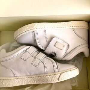 Dolce & Gabbana high tops size 24 kids.